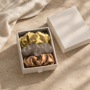 Curio Silk silk scrunchie gift box in gold cinnamon taupe